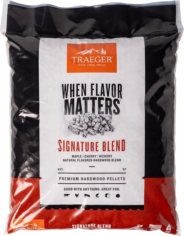Traeger Signature Blend Wood Pellets – 100% All‑Natural for Smokers, P